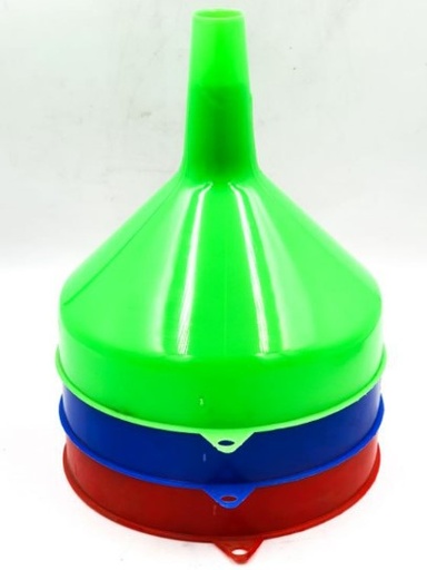 [1002903] กรวยน้ำมัน PVC 6