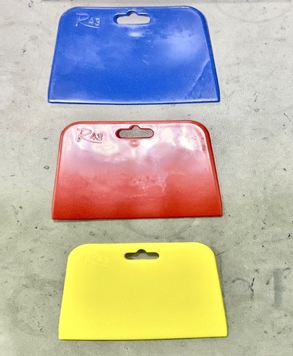 [1008150] เกียงโป๊วสี พลาสติก เล็ก 4*3*3 นิ้ว คละสี  R43